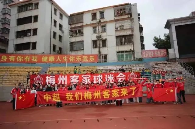 恋爱成人俱乐部